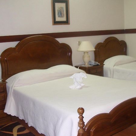 Hotel Santa Rita Monte Real Extérieur photo